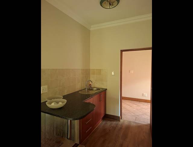 4 BEDROOM CLUSTER TO LET IN BRYANSTON